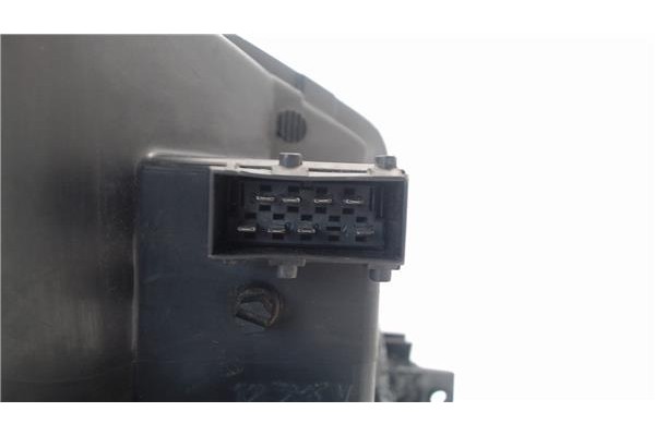 Recambio de faro delantero izquierdo para peugeot partner (s2) referencia OEM IAM 6204P8  