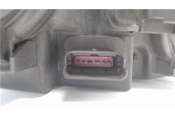 Recambio de faro delantero izquierdo para peugeot 406 berlina (s1/s2) referencia OEM IAM 0301175001  