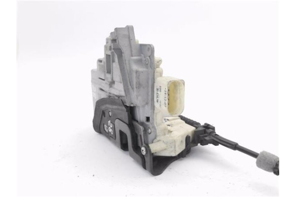 Recambio de cerradura puerta delantero izquierda para seat ibiza berlina (6j5) 1.2 reference referencia OEM IAM 3C1837015A  