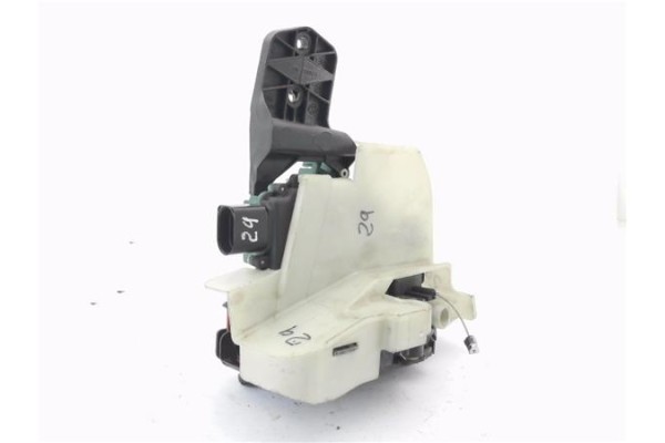Recambio de cerradura puerta delantero izquierda para volkswagen passat berlina (3b3) 1.9 edition referencia OEM IAM 3B0837857  