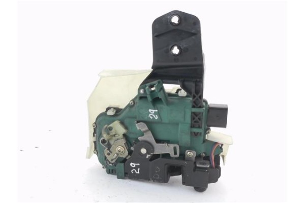 Recambio de cerradura puerta delantero izquierda para volkswagen passat berlina (3b3) 1.9 edition referencia OEM IAM 3B0837857  