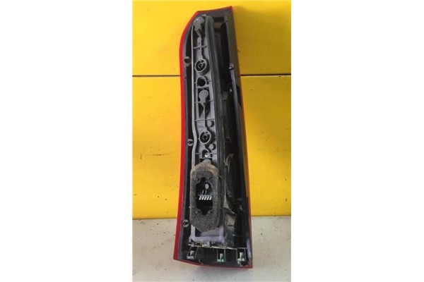 Recambio de piloto trasero derecho para opel meriva 1.4 enjoy referencia OEM IAM 932943346  