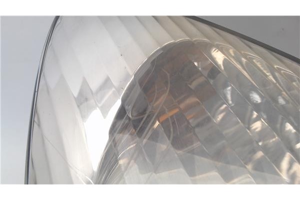 Recambio de faro delantero dcho para citroen c5 berlina referencia OEM IAM 9639319880 89005175 