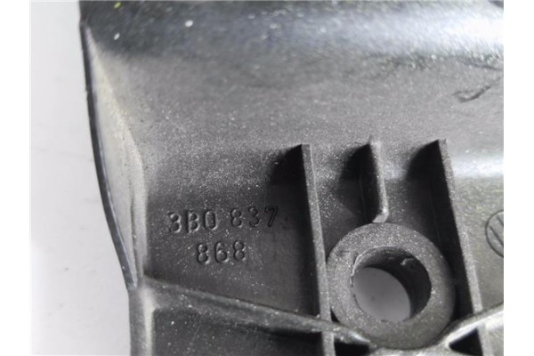 Recambio de cerradura puerta trasero derecha para volkswagen passat berlina (3b3) 1.6 edition referencia OEM IAM 3B0837868  