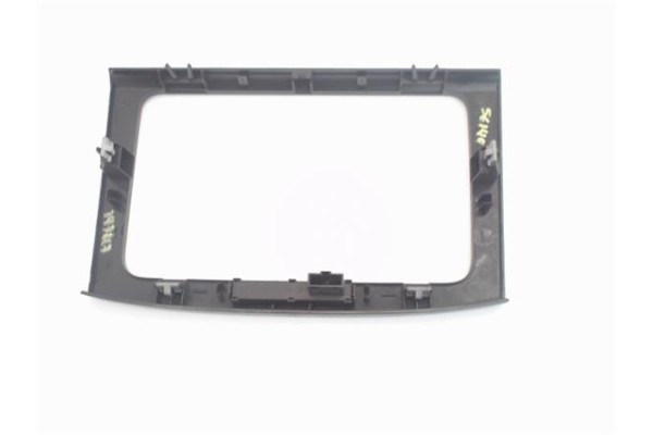 Recambio de embellecedor consola central para volkswagen passat berlina (3c2) 2.0 tdi 16v referencia OEM IAM 3C0858069AE  