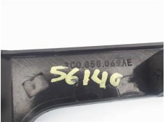 Recambio de embellecedor consola central para volkswagen passat berlina (3c2) 2.0 tdi 16v referencia OEM IAM 3C0858069AE  