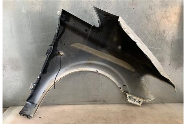 Recambio de aleta delantero izquierda para mercedes-benz vito furgón (639) 2.1 111cdi referencia OEM IAM A6396305107 9066377719 