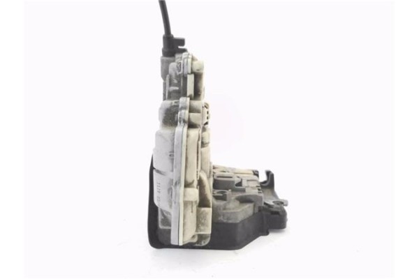 Recambio de cerradura puerta trasero derecha para seat leon (1p1) 1.9 reference referencia OEM IAM 1P0839016  