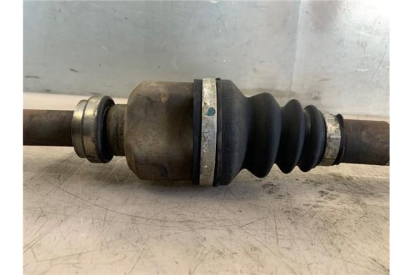 Recambio de palier delantero derecho para peugeot 307 (3a/c) 2.0 16v referencia OEM IAM 9639858280 9812781280 3273AG , PEUGEOT |