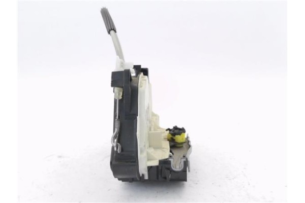 Recambio de cerradura puerta trasero izquierda para seat ibiza berlina (6j5) 1.4 ecomotive referencia OEM IAM 6J0839015F  