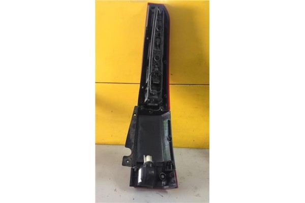 Recambio de piloto trasero izquierdo para opel meriva 1.4 enjoy referencia OEM IAM 93294345  