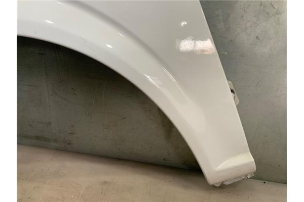 Recambio de aleta delantero izquierda para mercedes-benz vito furgón (639) 2.1 111cdi referencia OEM IAM A6396305107 9066377719 