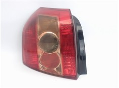 Recambio de piloto trasero izquierdo para toyota corolla sedán (_e12j_, _e12t_) 2.0 d4d referencia OEM IAM 8156002301  