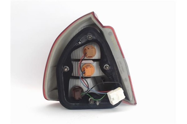 Recambio de piloto trasero derecho para mitsubishi carisma berlina 4 (da0) 1.9 di-d (da5a) referencia OEM IAM MR485470 2212528 