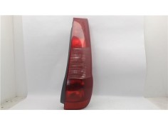 Recambio de piloto trasero derecho para fiat i punto (176) berlina referencia OEM IAM 7730722  