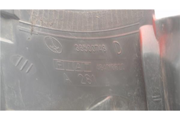 Recambio de piloto trasero derecho para fiat i punto (176) berlina referencia OEM IAM 7730722  