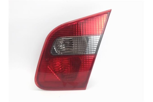 Recambio de piloto porton trasero derecho para mitsubishi carisma berlina 4 (da0) 1.9 di-d (da5a) referencia OEM IAM MR485474  