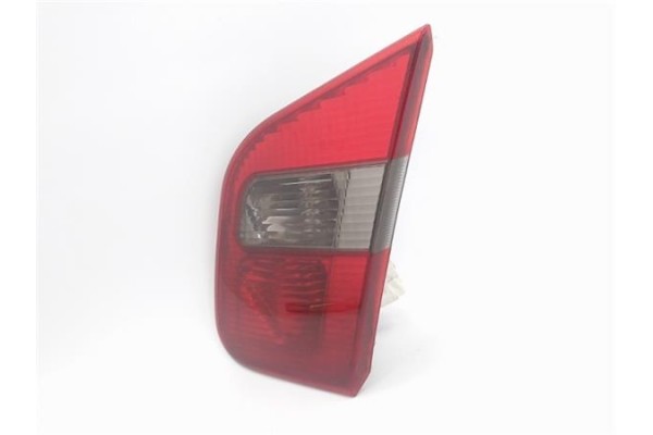 Recambio de piloto porton trasero derecho para mitsubishi carisma berlina 4 (da0) 1.9 di-d (da5a) referencia OEM IAM MR485474  