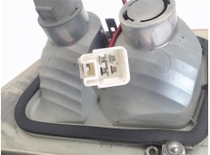 Recambio de piloto porton trasero derecho para mitsubishi carisma berlina 4 (da0) 1.9 di-d (da5a) referencia OEM IAM MR485474  