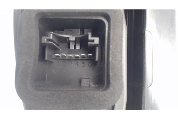 Recambio de piloto trasero derecho para fiat i doblo (119) referencia OEM IAM 40600748   Recambio de piloto trasero derecho para fiat i doblo (119) referencia OEM IAM 40600748