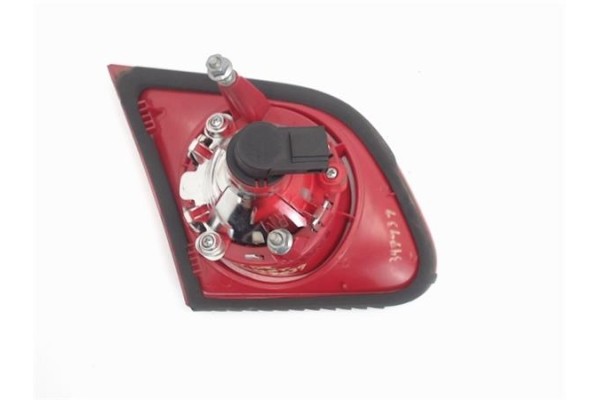 Recambio de piloto porton trasero derecho para volkswagen passat berlina (3c2) 2.0 tdi referencia OEM IAM 3C9945094 2272118 
