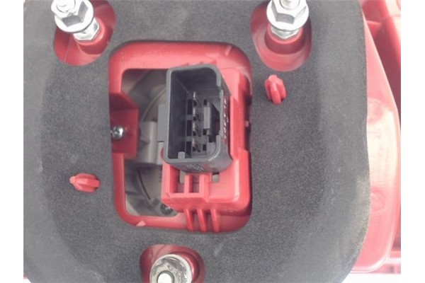 Recambio de piloto trasero derecho para volkswagen passat berlina (3c2) 2.0 tdi referencia OEM IAM 3C9945096N 2242118 3C9945096 