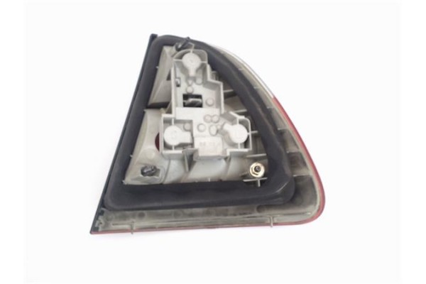 Recambio de piloto trasero izquierdo para bmw serie 3 touring (e46) 2.0 320d referencia OEM IAM 63218368757 GP0055 63216907933 ,