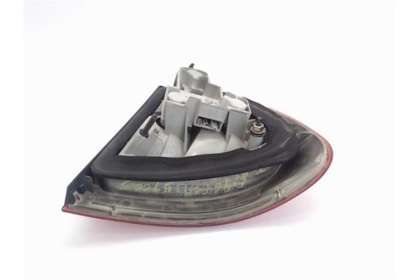 Recambio de piloto trasero izquierdo para bmw serie 3 touring (e46) 2.0 320d referencia OEM IAM 63218368757 GP0055 63216907933 ,