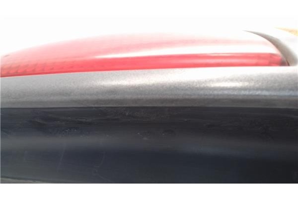 Recambio de piloto trasero derecho para fiat marea (185) weekend referencia OEM IAM 46518691  