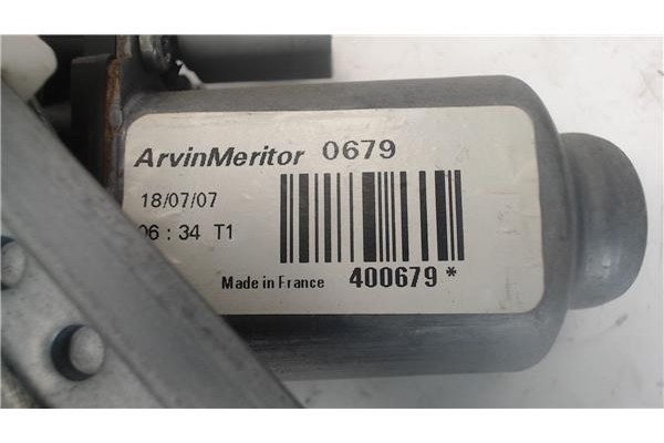 Recambio de elevalunas electrico delantero derecho para citroen xsara berlina referencia OEM IAM   