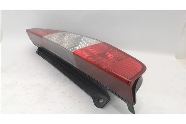 Recambio de piloto trasero derecho para fiat i doblo (119) referencia OEM IAM 40600748  