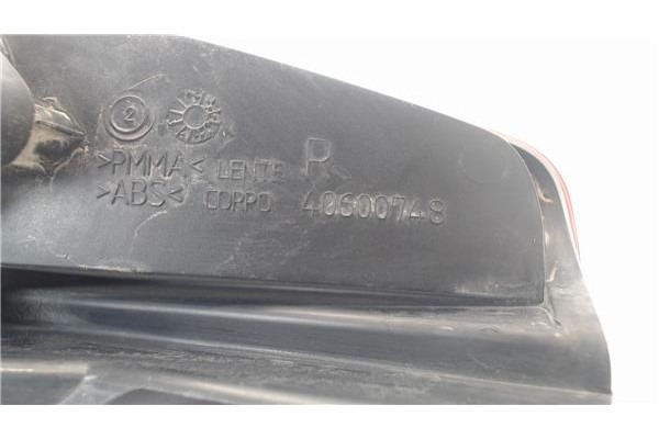 Recambio de piloto trasero derecho para fiat i doblo (119) referencia OEM IAM 40600748  