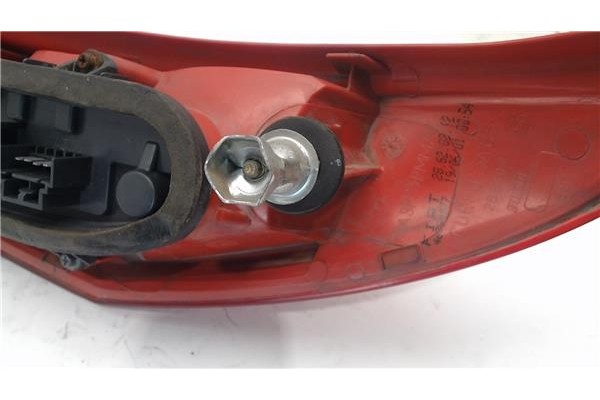 Recambio de piloto trasero derecho para fiat ii punto (188) berlina referencia OEM IAM 46794077 GP0152 46523769 , FIAT | 5173835 Recambio de piloto trasero derecho para fiat ii punto (188) berlina referencia OEM IAM 46794077 GP0152 46523769 , FIAT | 5173835