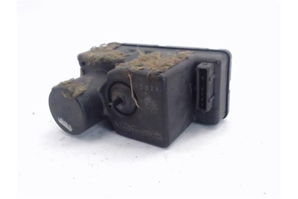 Recambio de compresor cierre centralizado para audi 80 /90 (811/813/853) referencia OEM IAM 443862257H  