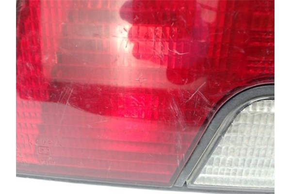 Recambio de piloto trasero derecho para peugeot 405 berlina referencia OEM IAM 635192 6751222 