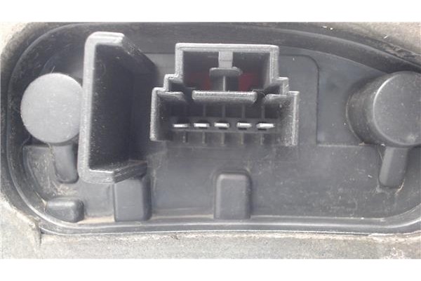 Recambio de piloto trasero izquierdo para fiat ii punto (188) berlina referencia OEM IAM 286201  