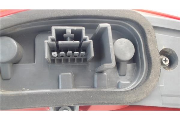 Recambio de piloto trasero derecho para fiat ii punto (188) berlina referencia OEM IAM 46523769 GP0152 46794077 , FIAT | 5173835