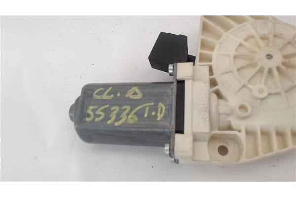 Recambio de motor elevalunas trasero derecho para mercedes-benz clase a (bm 169) 1.5 a 150 (169.031) referencia OEM IAM 99614710
