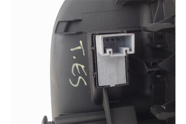 Recambio de mando elevalunas trasero izquierdo para volkswagen passat berlina (3c2) 2.0 tdi 16v referencia OEM IAM 3C4867179B  