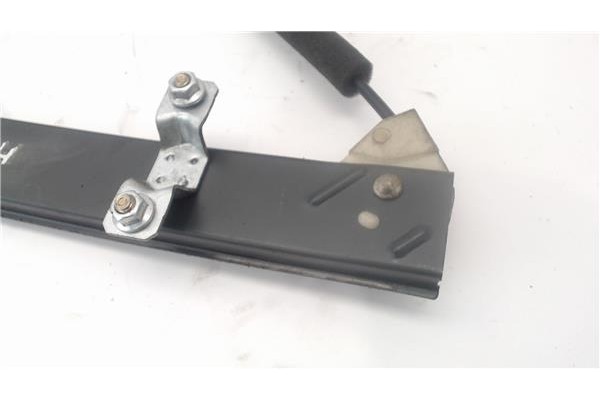 Recambio de mecanismo elevalunas delantero derecho para hyundai getz (tb) referencia OEM IAM 824041C210  