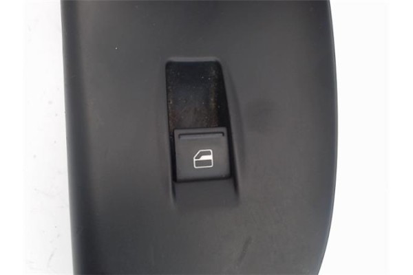 Recambio de mando elevalunas trasero derecho para volkswagen passat berlina (3c2) 2.0 tdi 16v referencia OEM IAM 3C4867180B  