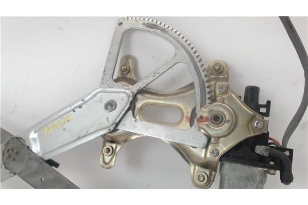 Recambio de mecanismo elevalunas delantero derecho para lexus is 200 (gxe10) referencia OEM IAM 8572053020  