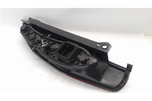 Recambio de piloto trasero derecho para fiat i doblo (119) referencia OEM IAM 40600748   Recambio de piloto trasero derecho para fiat i doblo (119) referencia OEM IAM 40600748