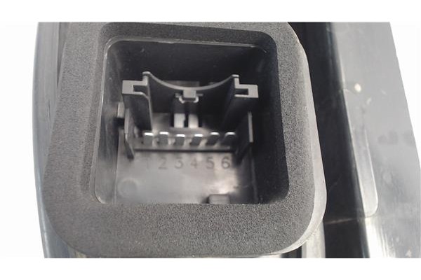 Recambio de piloto trasero derecho para fiat i doblo (119) referencia OEM IAM 40600748   Recambio de piloto trasero derecho para fiat i doblo (119) referencia OEM IAM 40600748