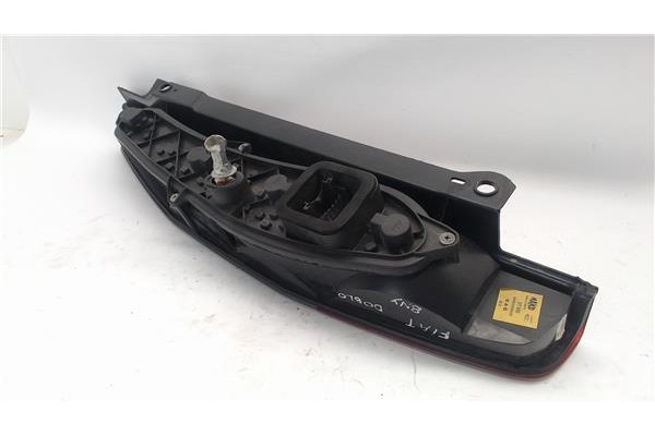 Recambio de piloto trasero derecho para fiat i doblo (119) referencia OEM IAM 40600748  
