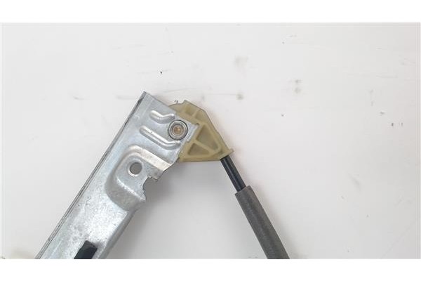 Recambio de mecanismo elevalunas delantero derecho para peugeot 206 referencia OEM IAM 9222F8  