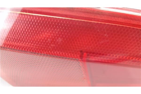 Recambio de piloto trasero derecho para fiat ii punto (188) berlina referencia OEM IAM 468178030 28630230 