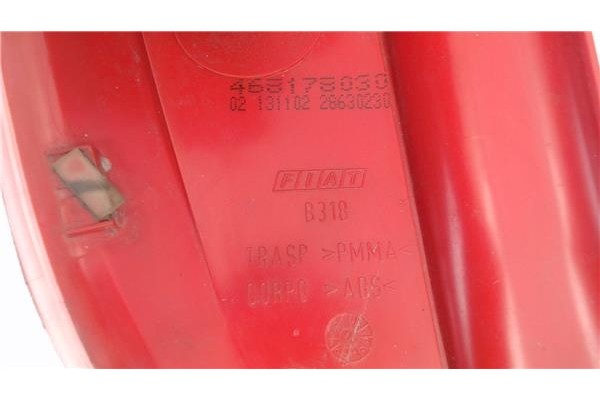 Recambio de piloto trasero derecho para fiat ii punto (188) berlina referencia OEM IAM 468178030 28630230 