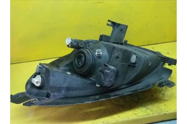 Recambio de faro delantero dcho para citroen xsara picasso 1.8 16v referencia OEM IAM 6205W0  