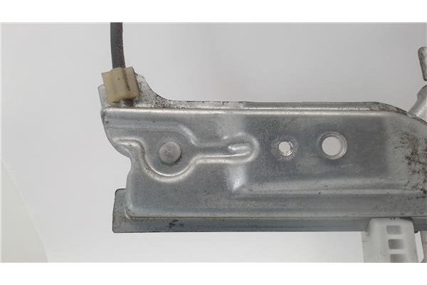 Recambio de mecanismo elevalunas delantero derecho para citroen c4 berlina referencia OEM IAM 997428104  